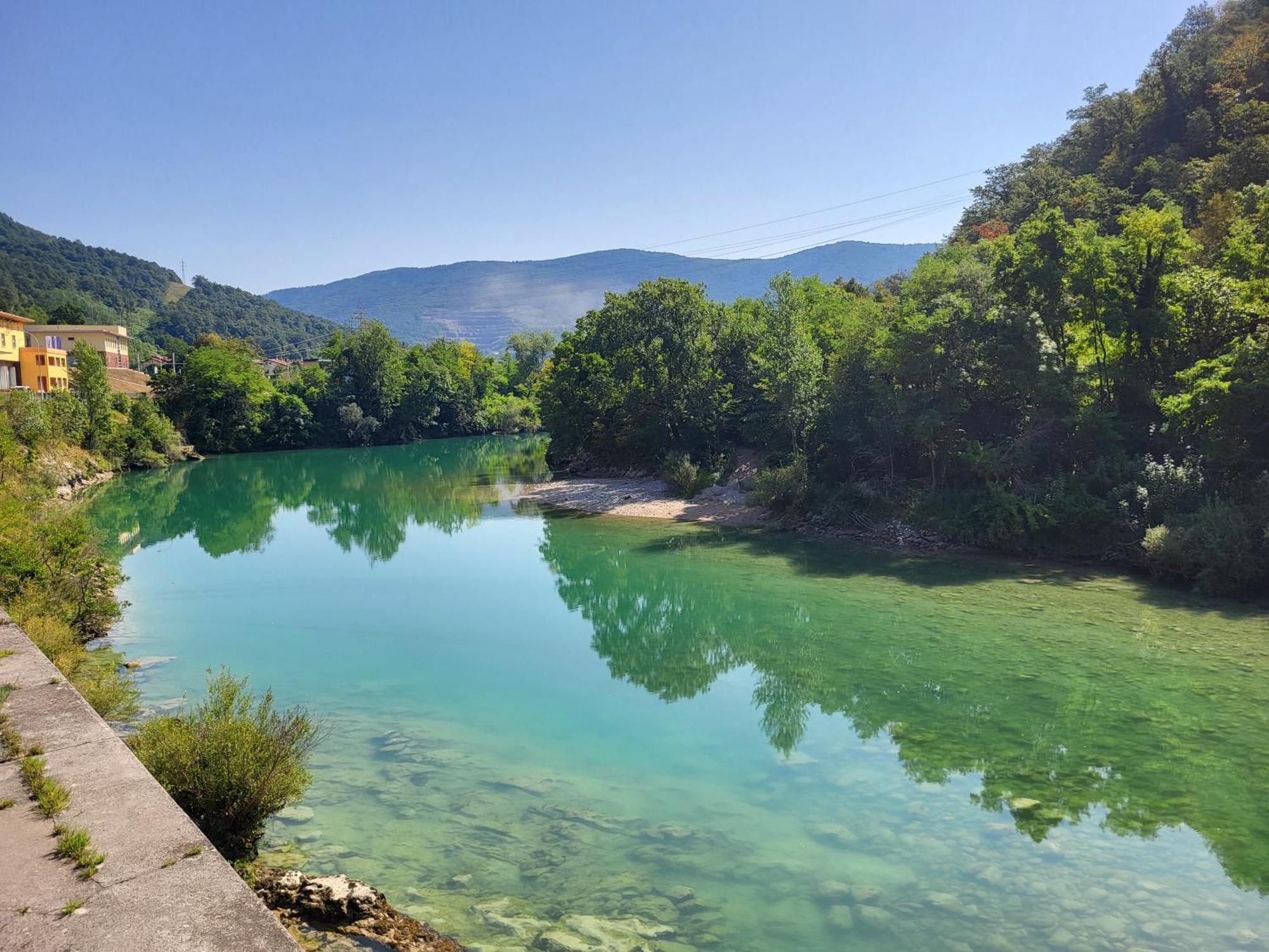 Koca Sredi Gozda Hotel Kanal Luaran gambar