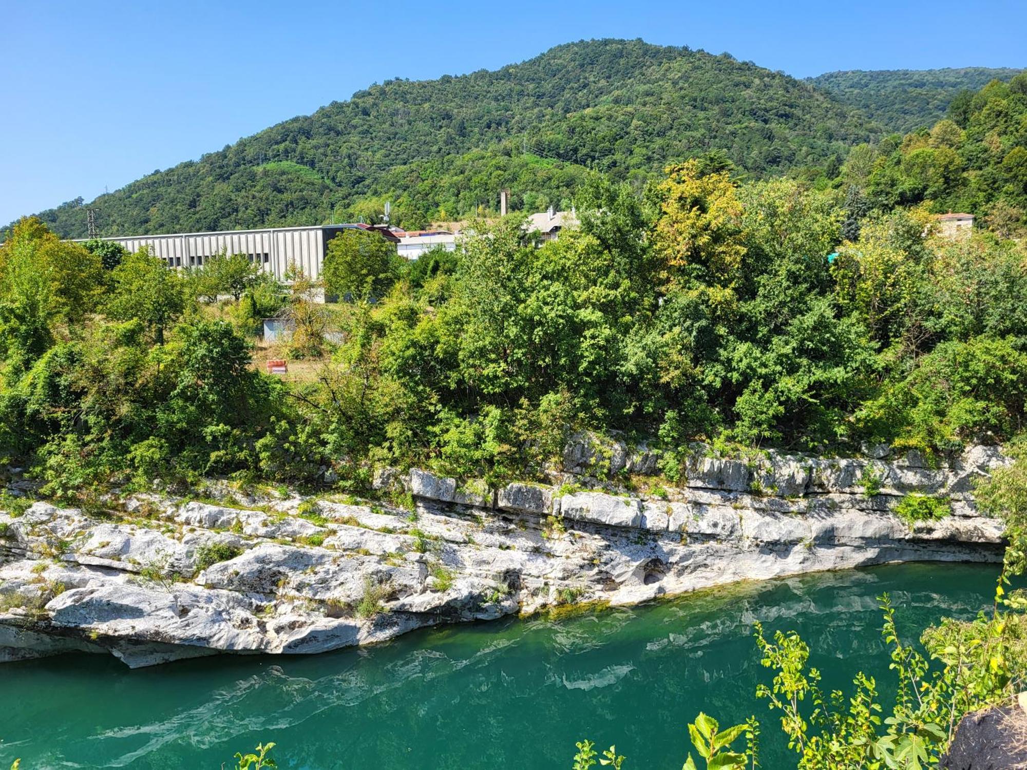 Koca Sredi Gozda Hotel Kanal Luaran gambar